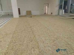 ��ʽ�����w���\��ľ�ذ屣�B